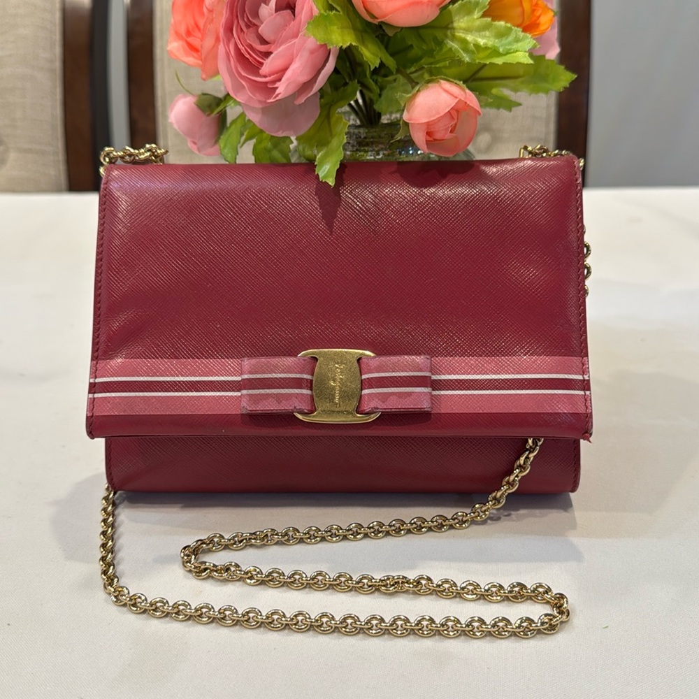 Authentic Salvatore Ferragamo Red/pink Vara Bow Chain Small Crossbody Bag